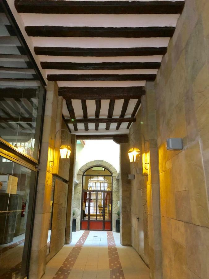 Oupen De Dor - Virgenes El Pilar Apartment Zaragoza Exterior foto